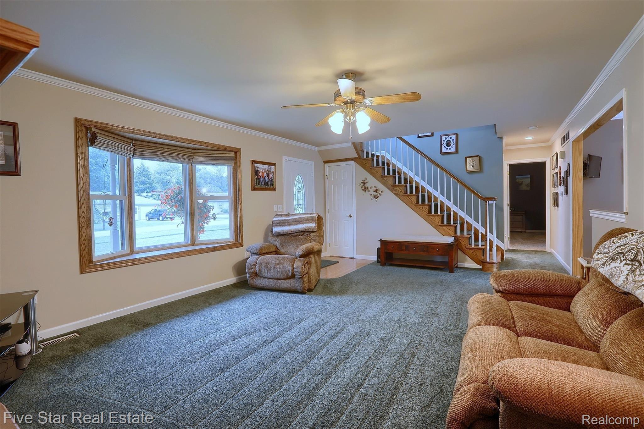 8549 Messmore Road Utica, MI 48317 - Photo 5 of 34 Great-Room-2nd-View (4).jpg