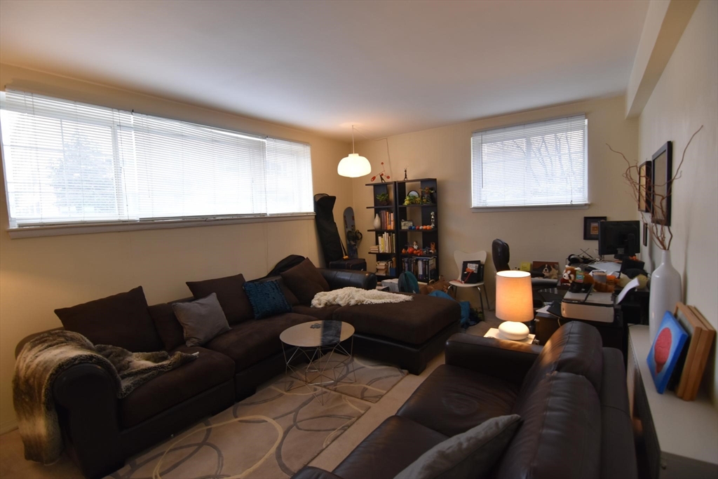 45 Green Street, Unit B2 Brookline, MA 02446 - Photo 8 of 12