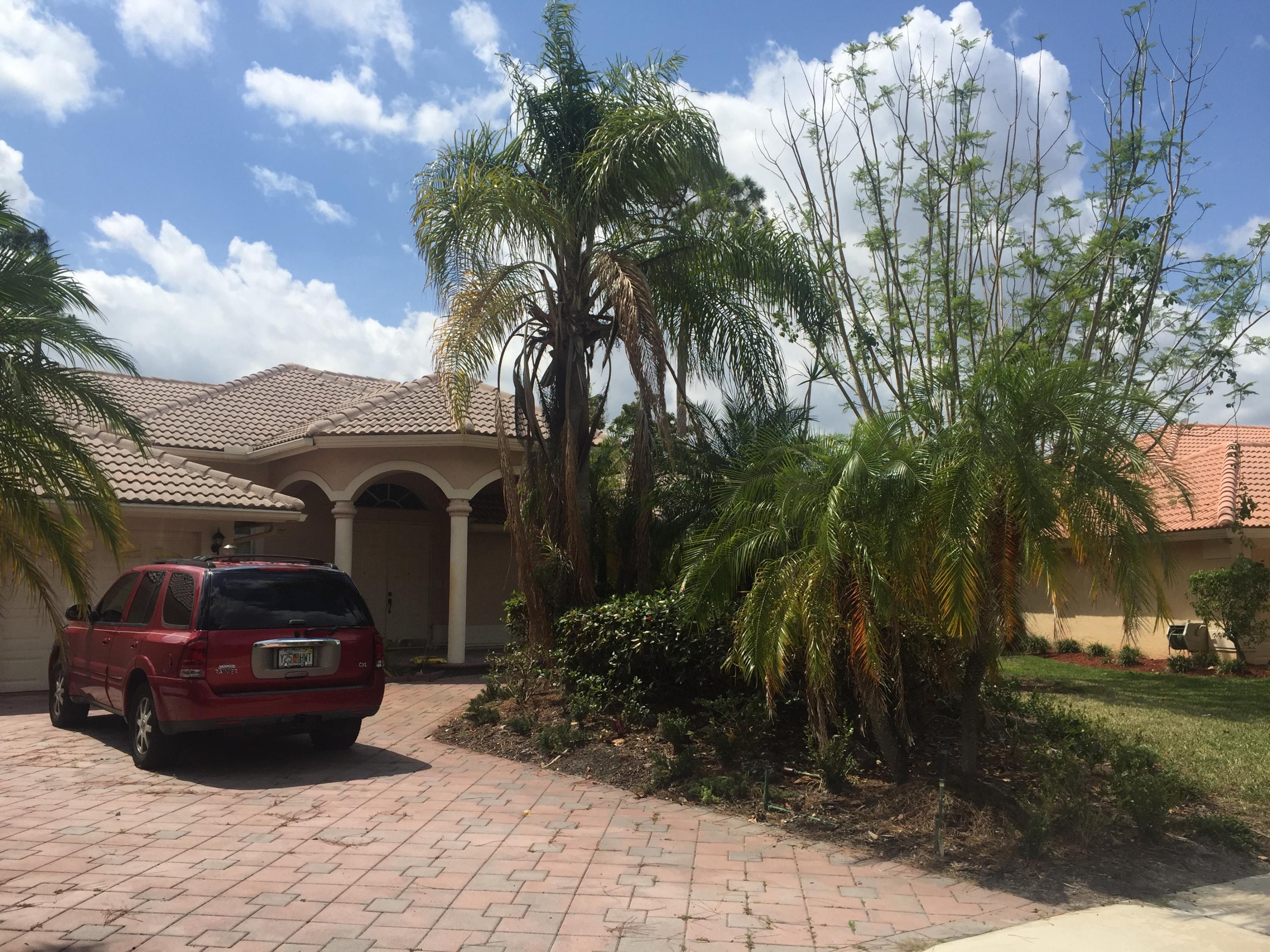 941 Cedar Cove Road Wellington, FL 33414 - Photo 1 of 5 FRONT OF HOUSE