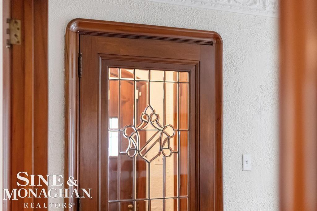847 Barrington Road Grosse Pointe, MI 48230 - Photo 6 of 51 50193527-42ca0d7a-ffd0-4646-a045-0d2dcc990011.JPG