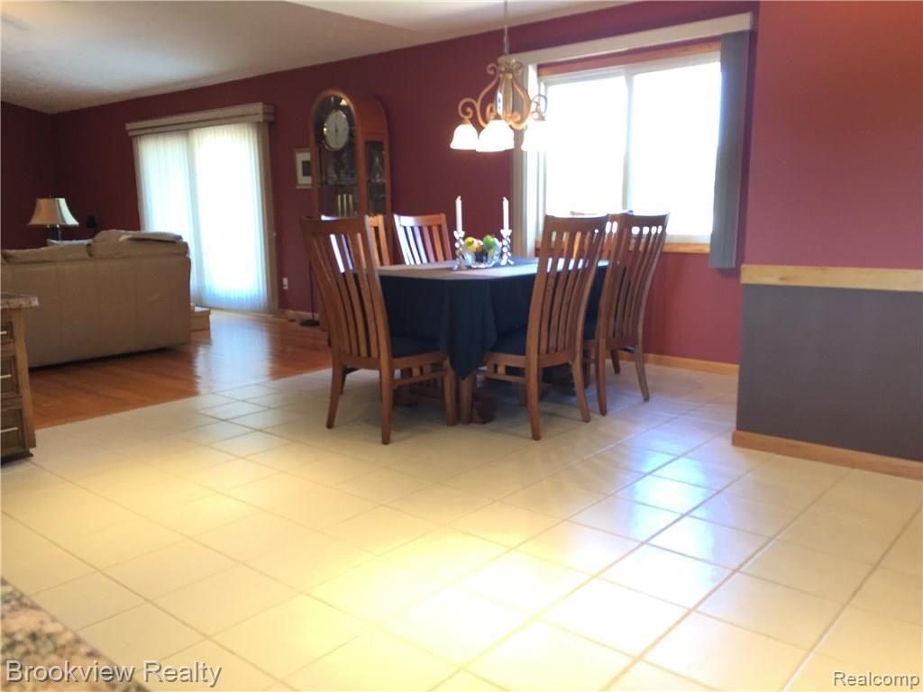 9670 Division Road Columbus, MI 48063 - Photo 12 of 45 IMG_7061.JPG