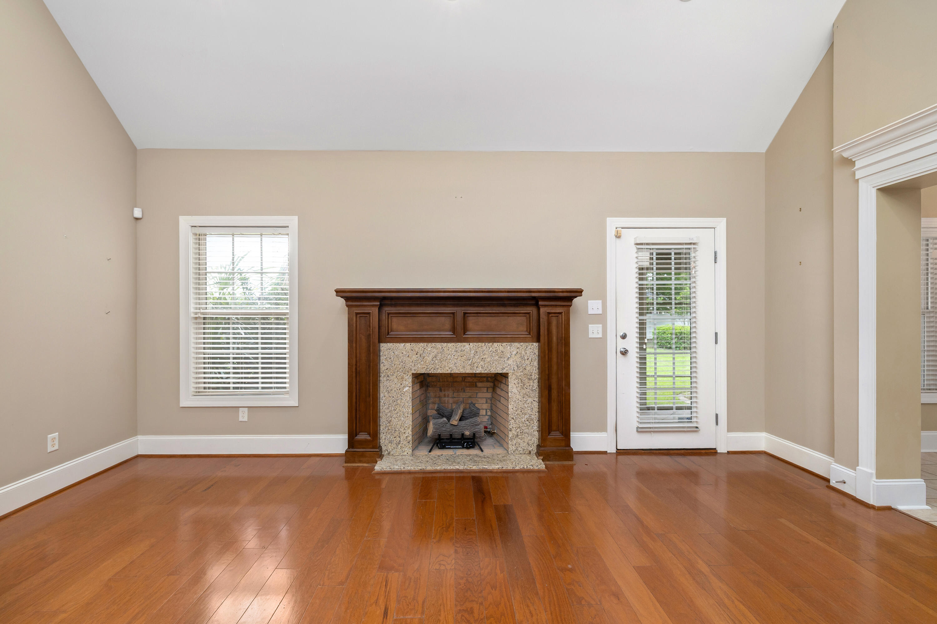 3240 Coldice Court Sumter, SC 29150 - Photo 9 of 38 16