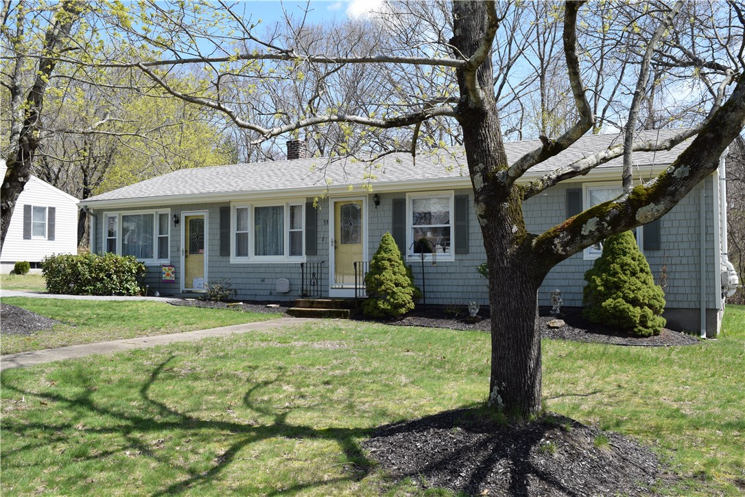 35 Abbotts Crossing Road Coventry, RI 02816 - Photo 1 of 7 Gallery Image 1