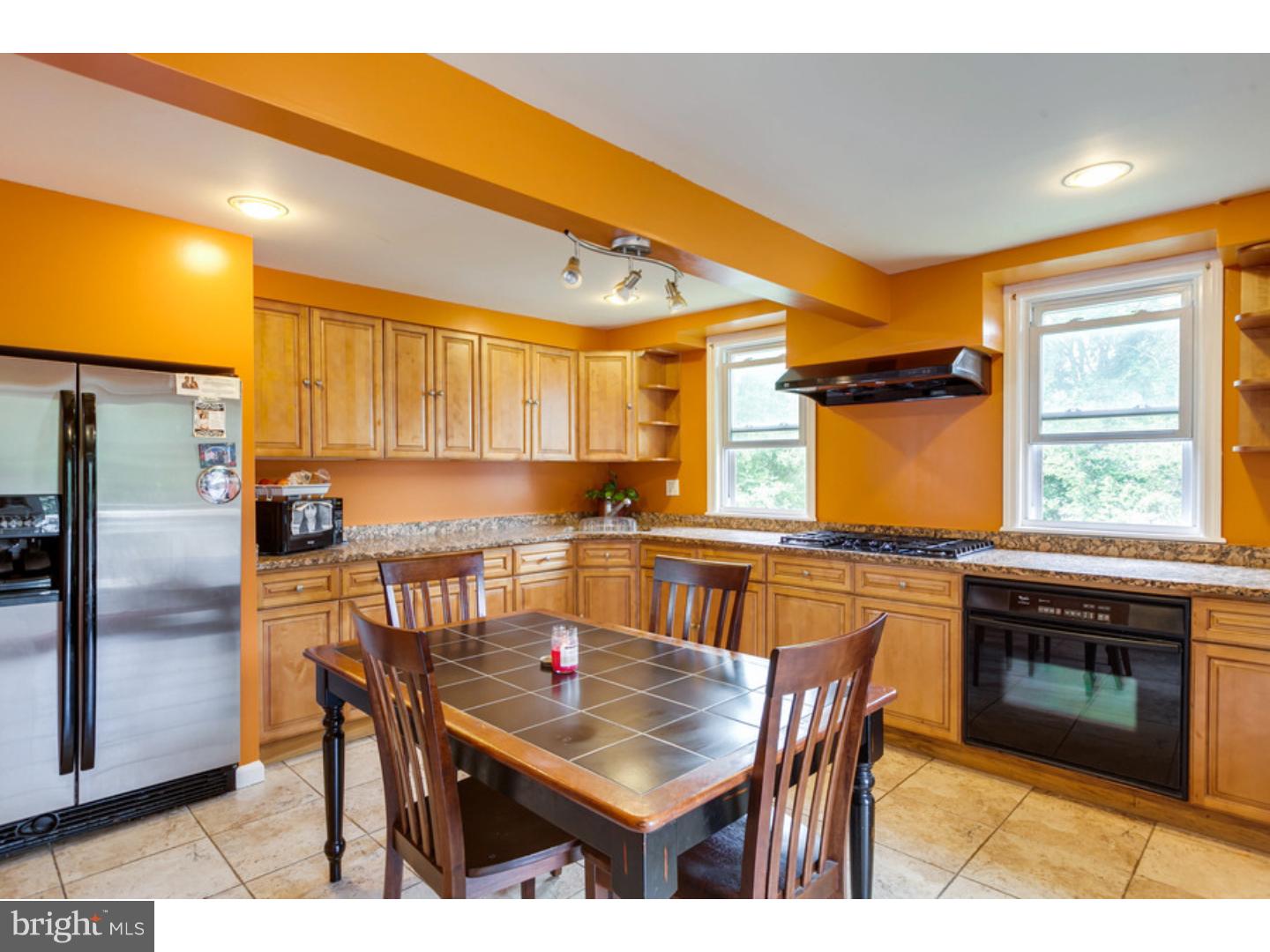 116 Berlin Road North Lindenwold, NJ 08021 - Photo 5 of 22 Kitchen
