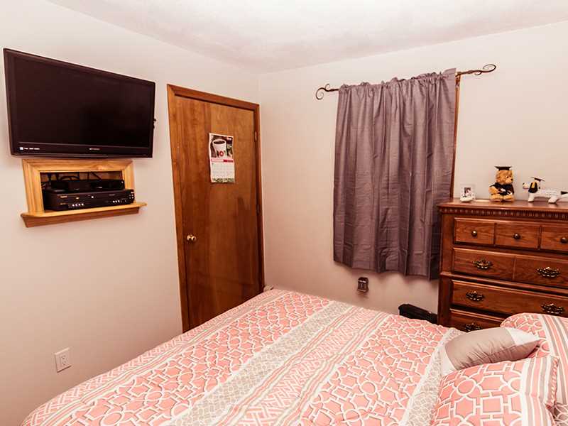 530 Spring Street Hopkinton, RI 02873 - Photo 16 of 25 Bedroom.