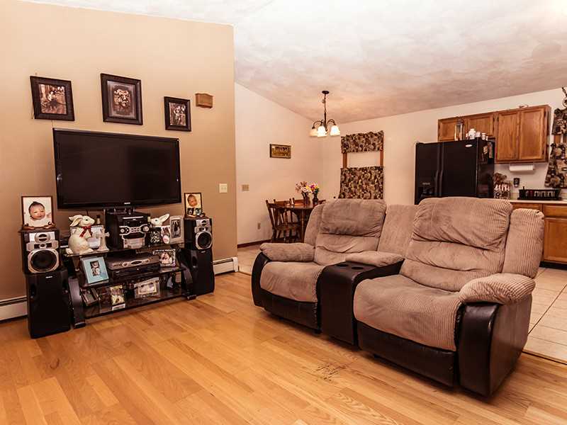 530 Spring Street Hopkinton, RI 02873 - Photo 4 of 25 Living Room.