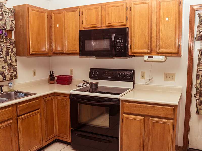 530 Spring Street Hopkinton, RI 02873 - Photo 8 of 25 Kitchen.