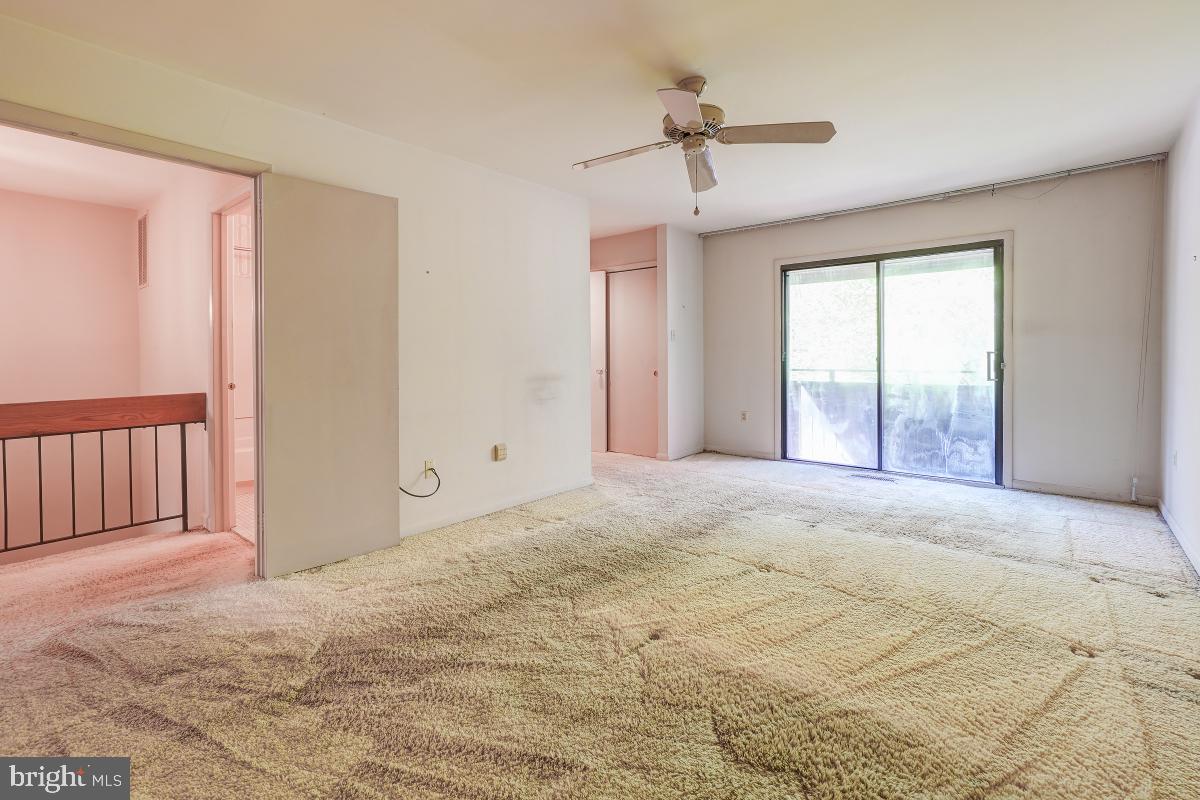 2065 Wethersfield Court Reston, VA 20191 - Photo 19 of 34 Gallery Image 19