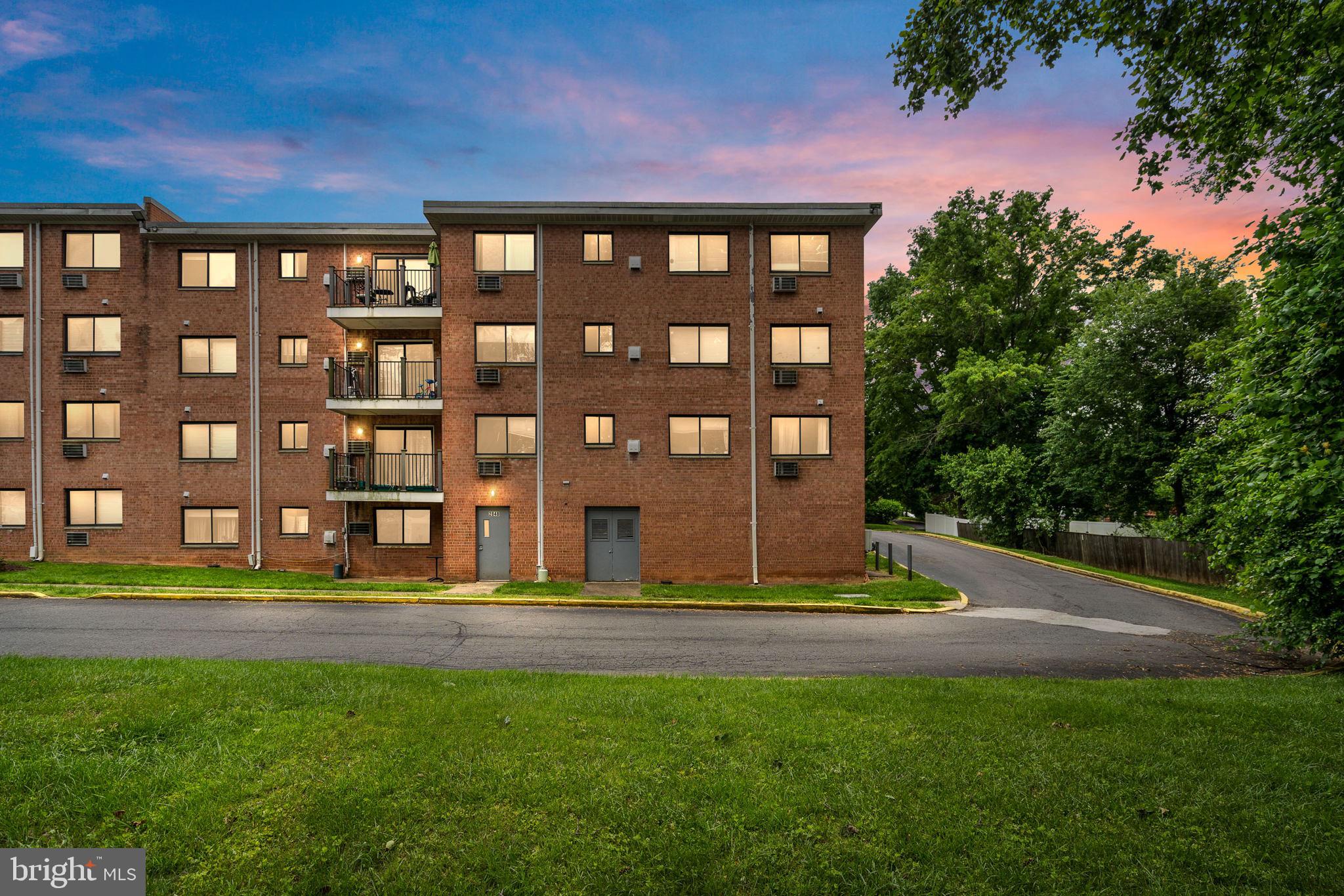 2848 Annandale Road, Unit 224 Falls Church, VA 22042 - Photo 3 of 22