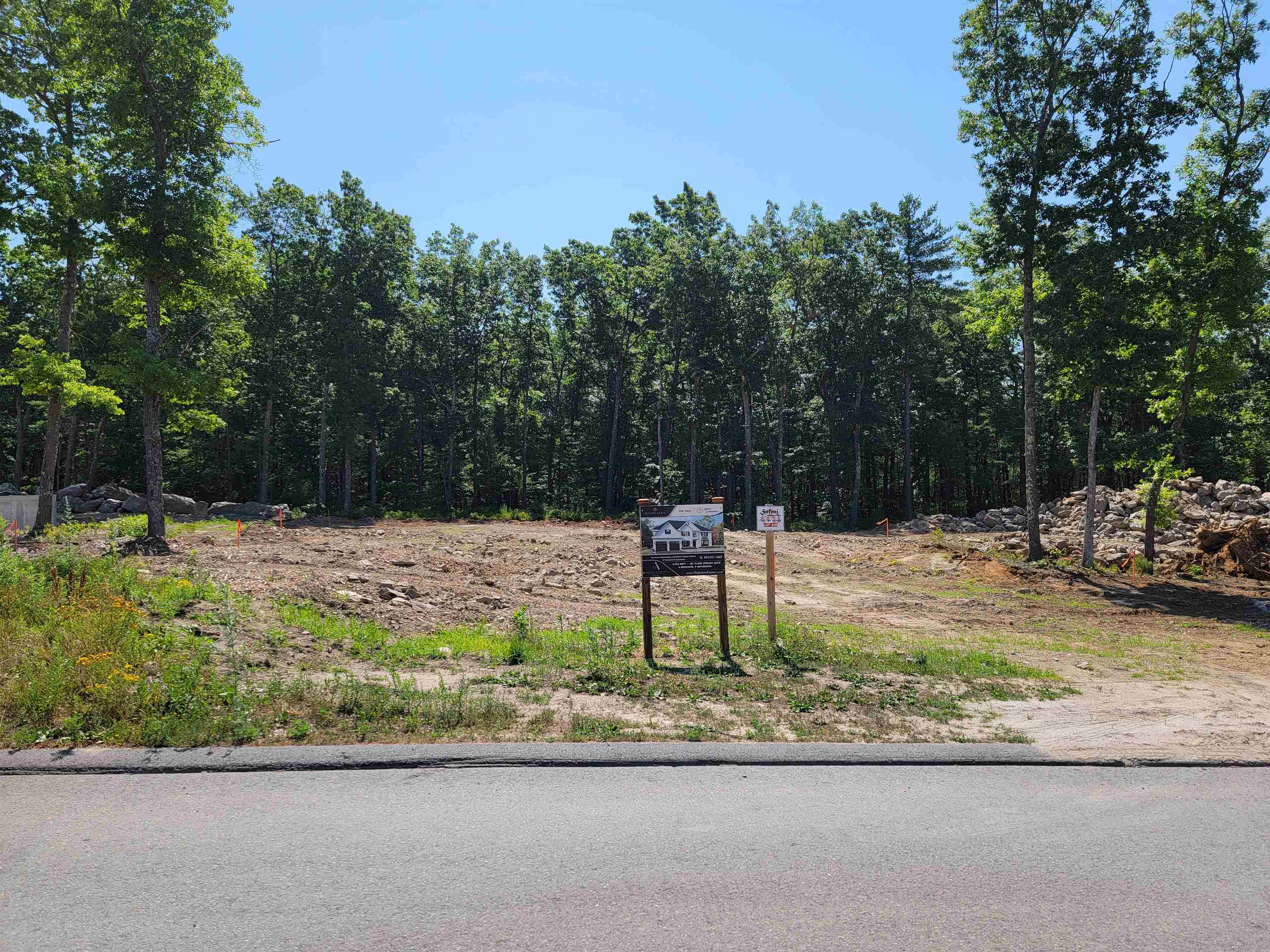 19 Highclere Road Windham, NH 03087 - Photo 5 of 10