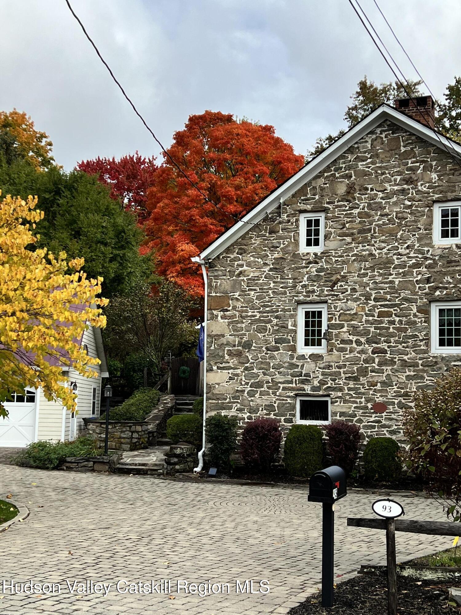 93 Horton Road Washingtonville, NY 10992 - Photo 2 of 11 wash daytime side