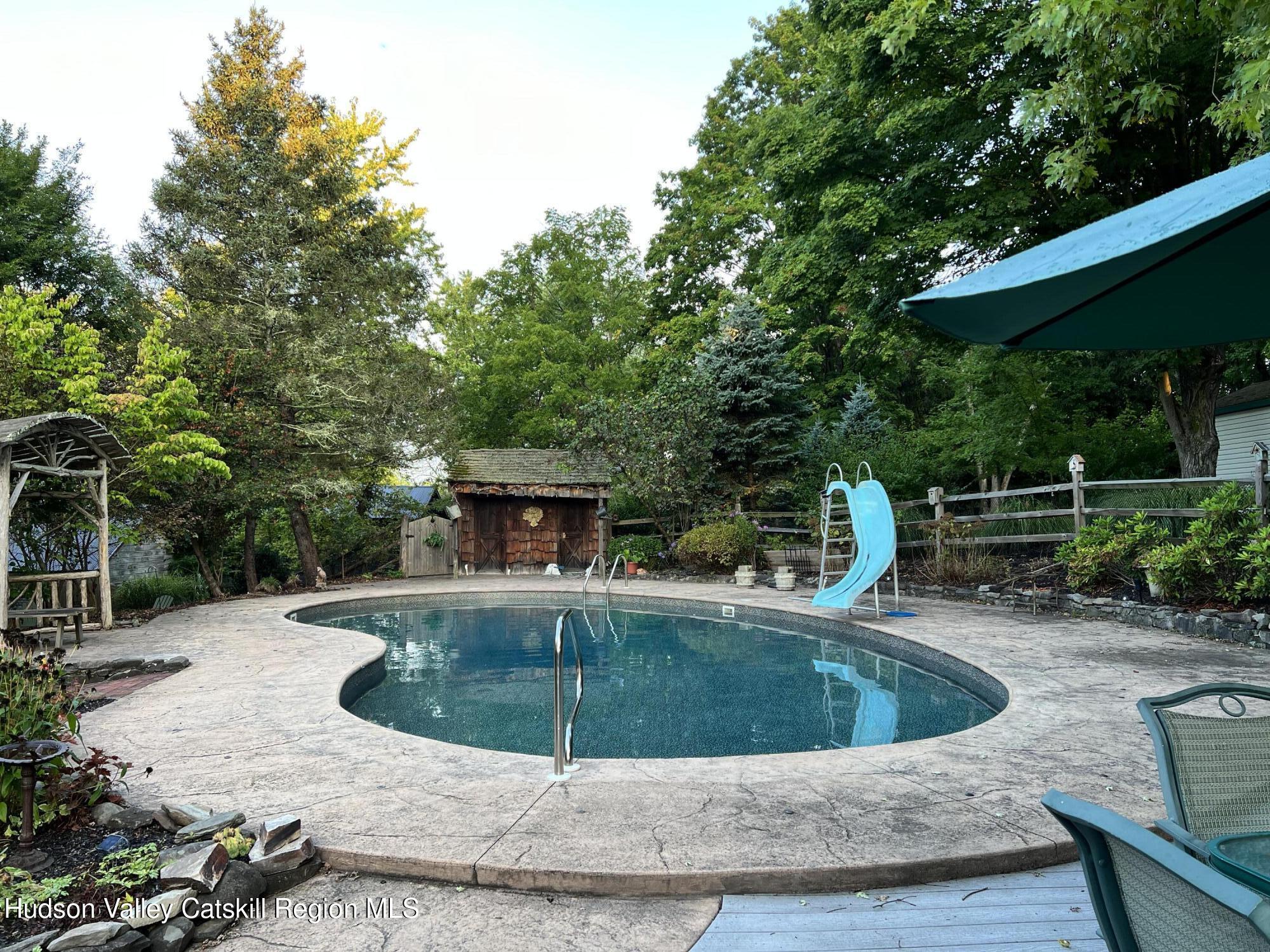 93 Horton Road Washingtonville, NY 10992 - Photo 4 of 11 wash pool