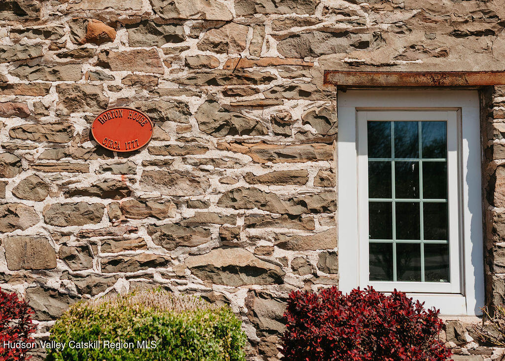 93 Horton Road Washingtonville, NY 10992 - Photo 44 of 53 93 date plate and window