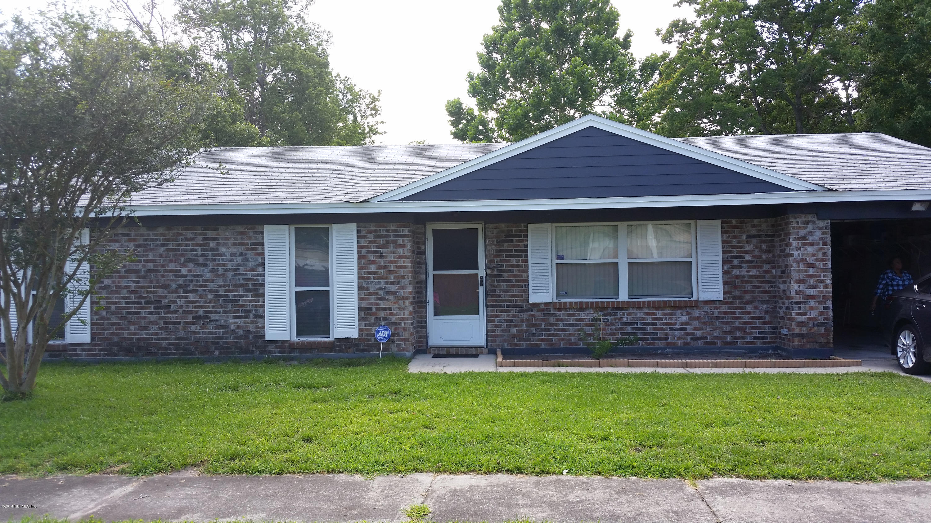 2568 Spring Lake Road Jacksonville, FL 32210 - Photo 2 of 45 c (189)