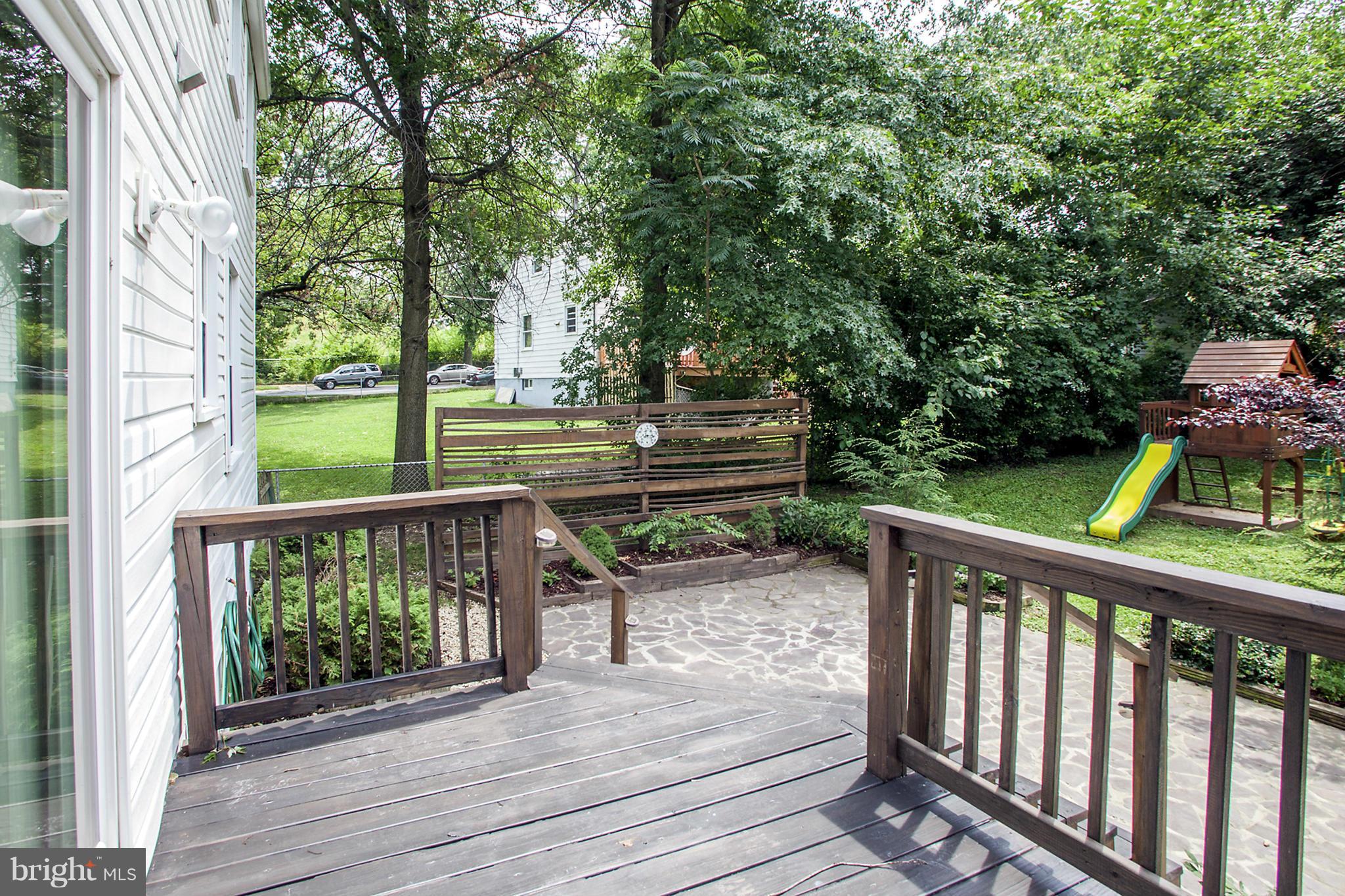 2502 Newton Street Silver Spring, MD 20902 - Photo 20 of 28 Exterior (Rear)