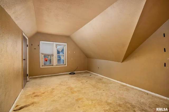 $57,500 | 318 Washington Street, Pekin, IL 61554