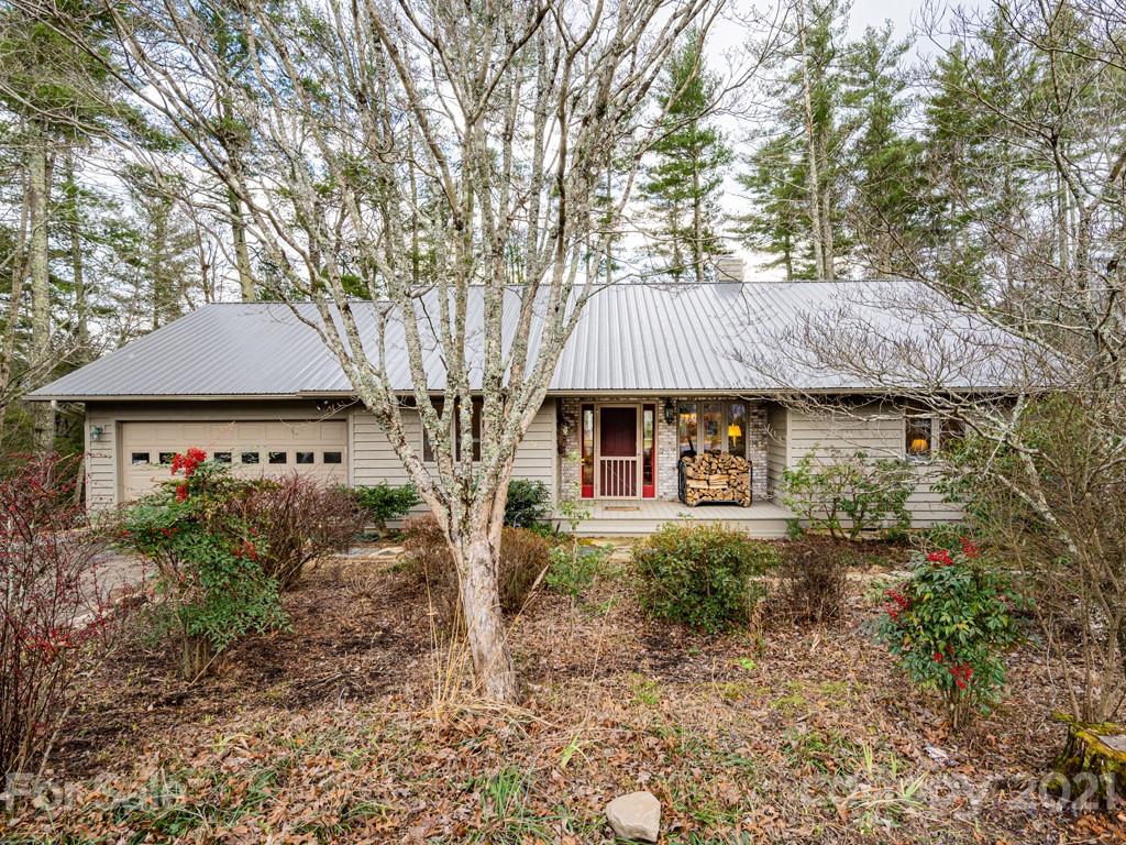 154 Joe Jenkins Road Fairview, NC 28730 - Photo 1 of 33 Gallery Image 1