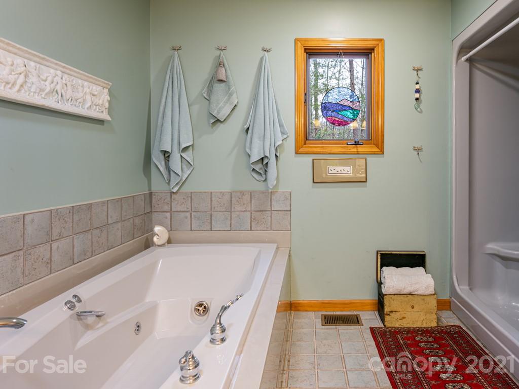 154 Joe Jenkins Road Fairview, NC 28730 - Photo 19 of 33 Gallery Image 19