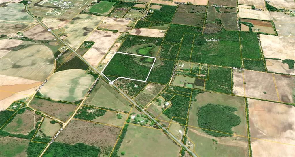 5757 Highway 71 Malone, FL 32445 - Photo 6 of 12 an aerial view of a residential houses