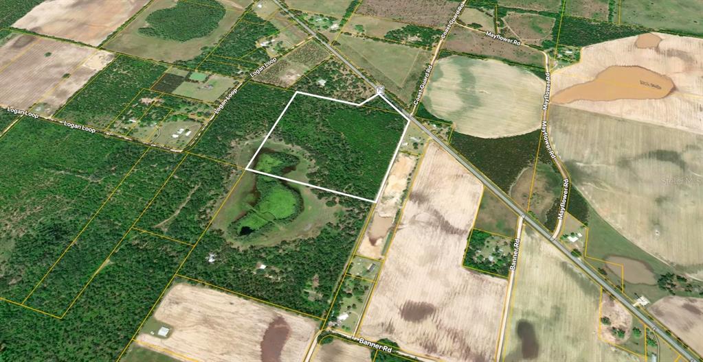 5757 Highway 71 Malone, FL 32445 - Photo 9 of 12 an aerial view of a house