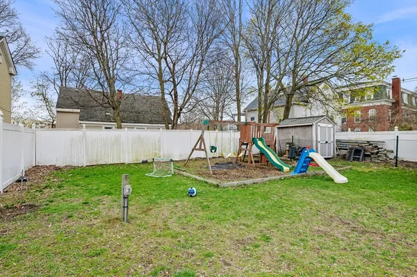 $3,600 | 14 Holten Street, Unit 2, Peabody, MA 01960