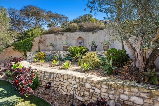 $20,000 | 2378 Crestview Drive, Laguna Beach, CA 92651