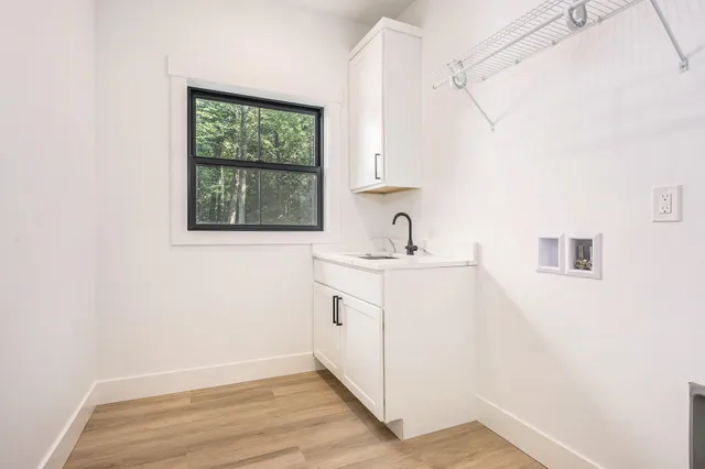 $587,500 | 3981 112th Avenue, Allegan, MI 49010