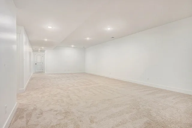 $587,500 | 3981 112th Avenue, Allegan, MI 49010