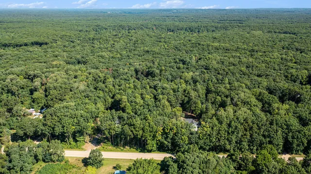 $587,500 | 3981 112th Avenue, Allegan, MI 49010