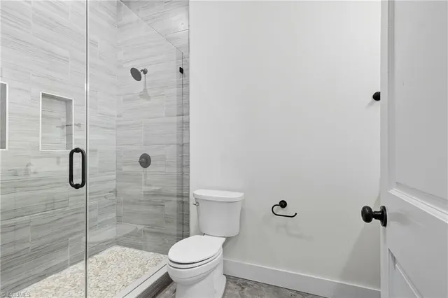 $725,000 | 2337 Willow Bend Drive, Kernersville, NC 27284