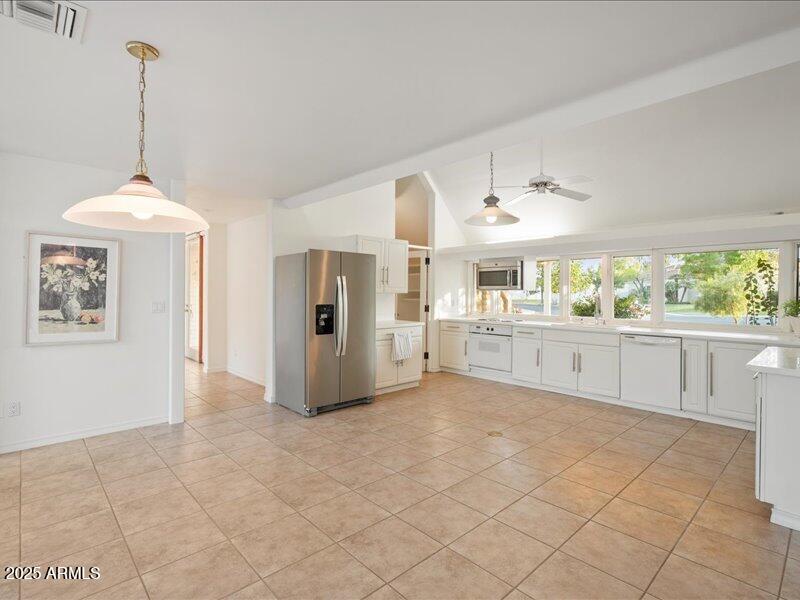 2648 N Ridge Mesa, AZ 85203 - Photo 11 of 38 11-Dining to Kitchen