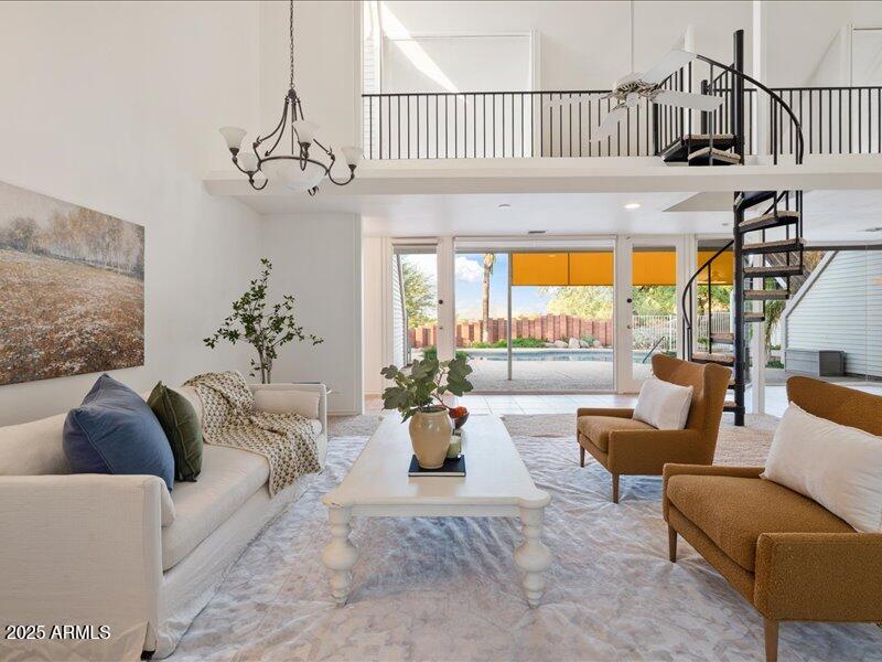 2648 N Ridge Mesa, AZ 85203 - Photo 14 of 38 14-Living Room