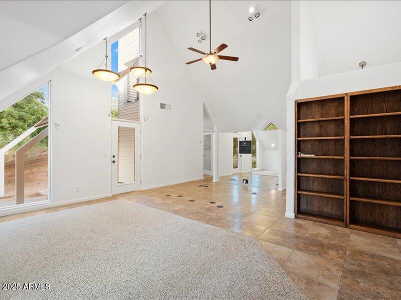 2648 N Ridge Mesa, AZ 85203 - Photo 26 of 38 26-En suite