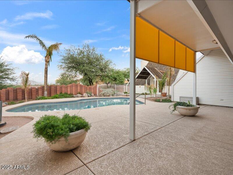 2648 N Ridge Mesa, AZ 85203 - Photo 27 of 38 27-Covered Patio