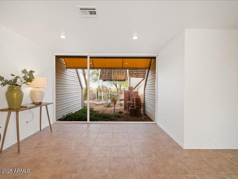 2648 N Ridge Mesa, AZ 85203 - Photo 6 of 38 06-Front Entrance