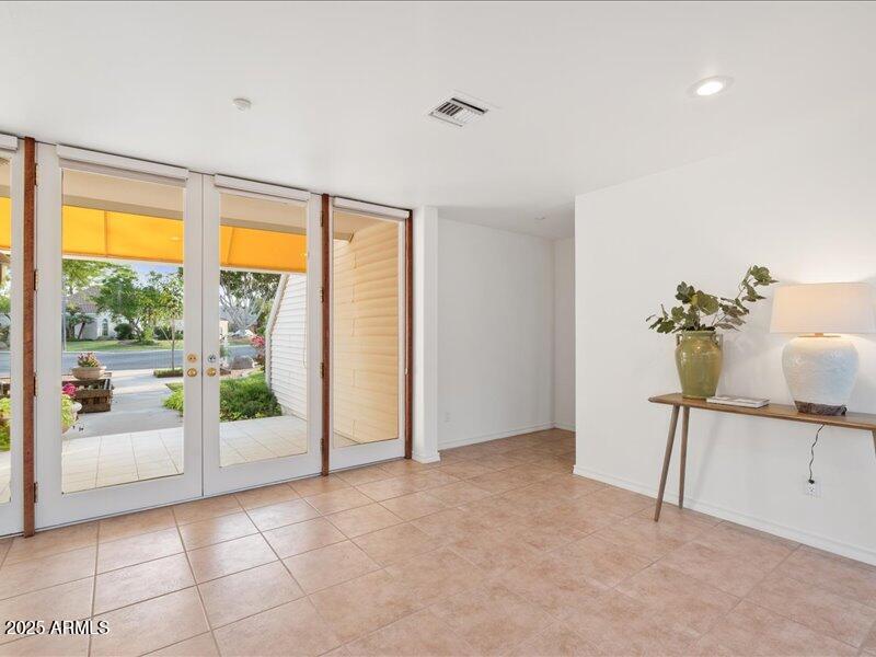 2648 N Ridge Mesa, AZ 85203 - Photo 7 of 38 07-Foyer