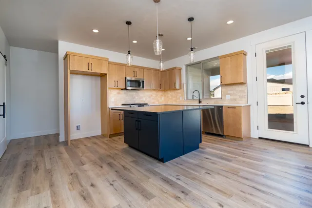 $587,900 | 2356 Green Apple Drive, Grand Junction, CO 81505