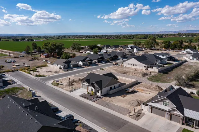 $587,900 | 2356 Green Apple Drive, Grand Junction, CO 81505