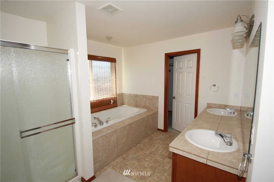 18040 Joseph Drive Southwest Rochester, WA 98579 - Photo 12 of 17 Gallery Image 12