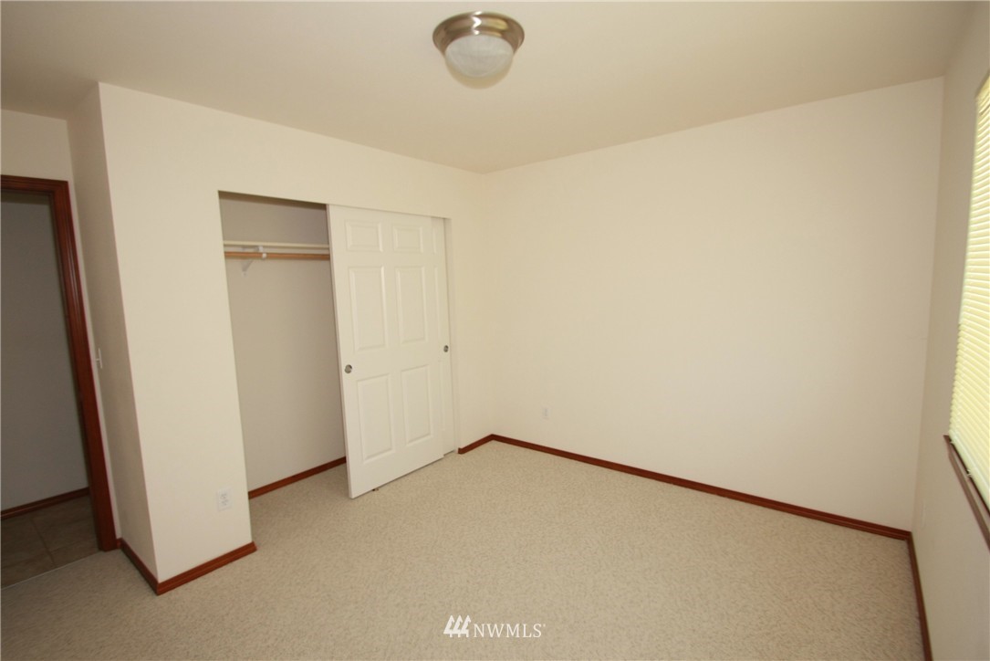 18040 Joseph Drive Southwest Rochester, WA 98579 - Photo 15 of 17 Gallery Image 15