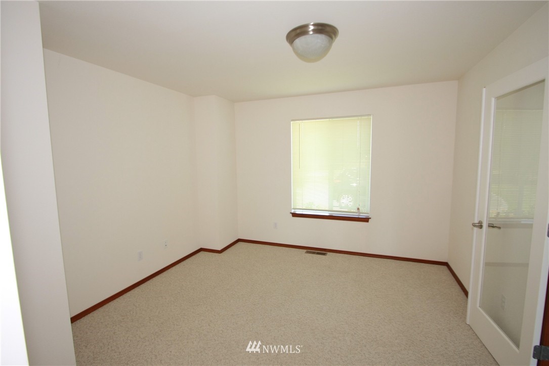 18040 Joseph Drive Southwest Rochester, WA 98579 - Photo 7 of 17 Gallery Image 7