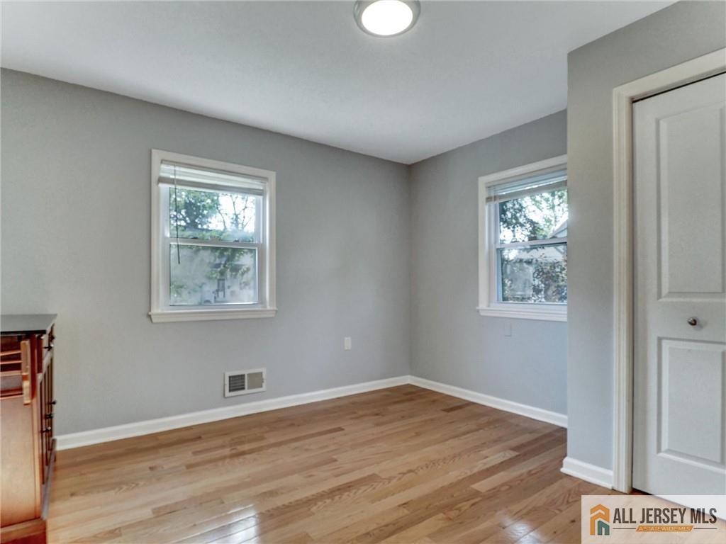 170 Prospect Avenue Edison, NJ 08817 - Photo 8 of 45