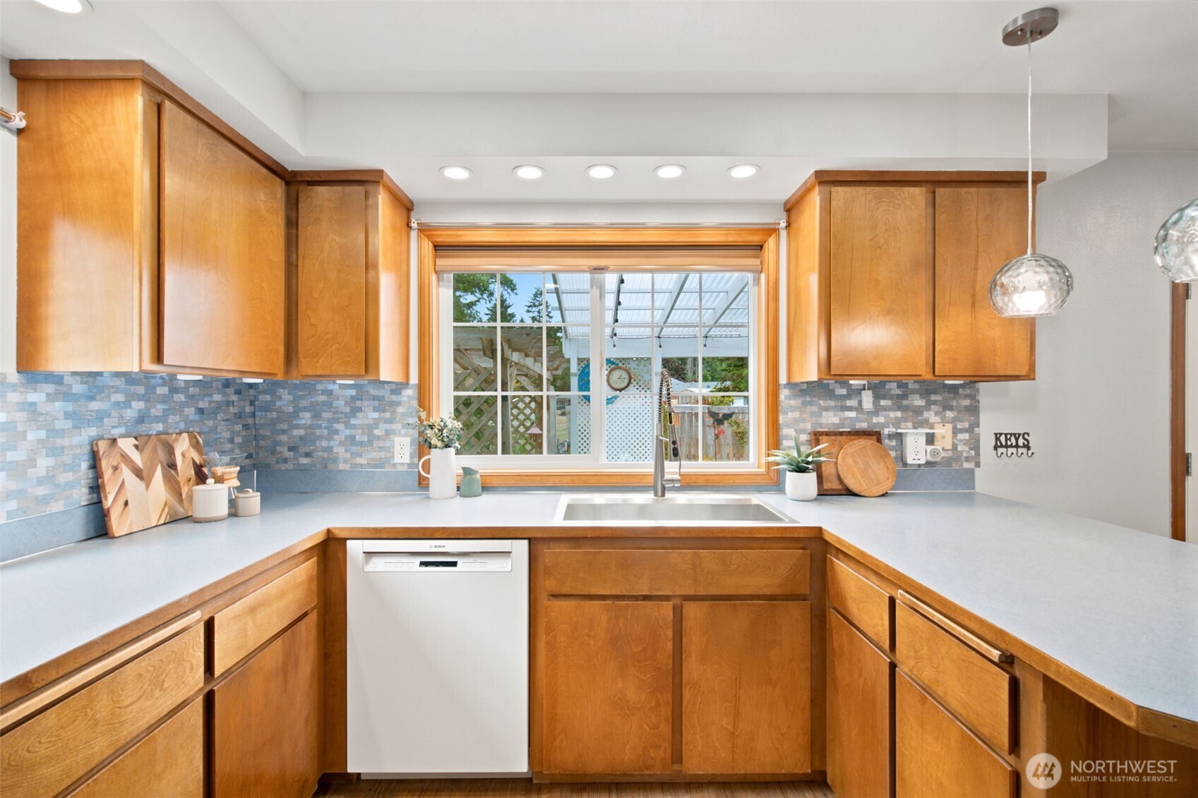 280 Mains Road Sequim, WA 98382 - Photo 8 of 39