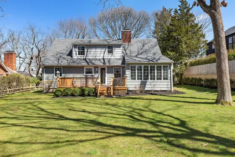 29 Harry's Lane, Sag Harbor, NY 11963