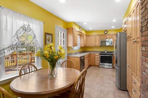 29 Harry's Lane, Sag Harbor, NY 11963