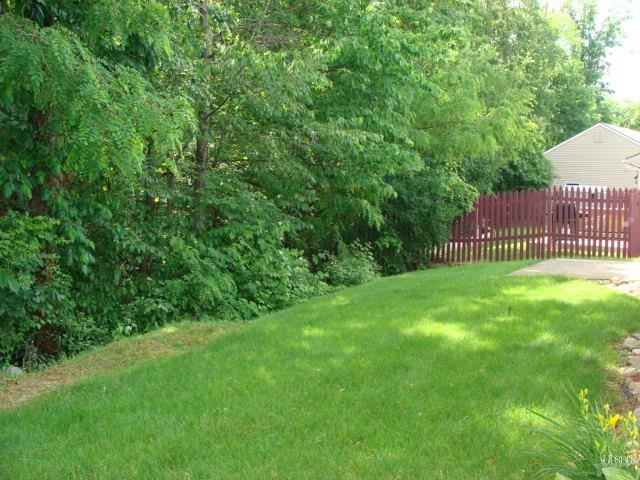 3209 Cedar Ridge Run Fort Wayne, IN 46808 - Photo 3 of 25 Gallery Image 3