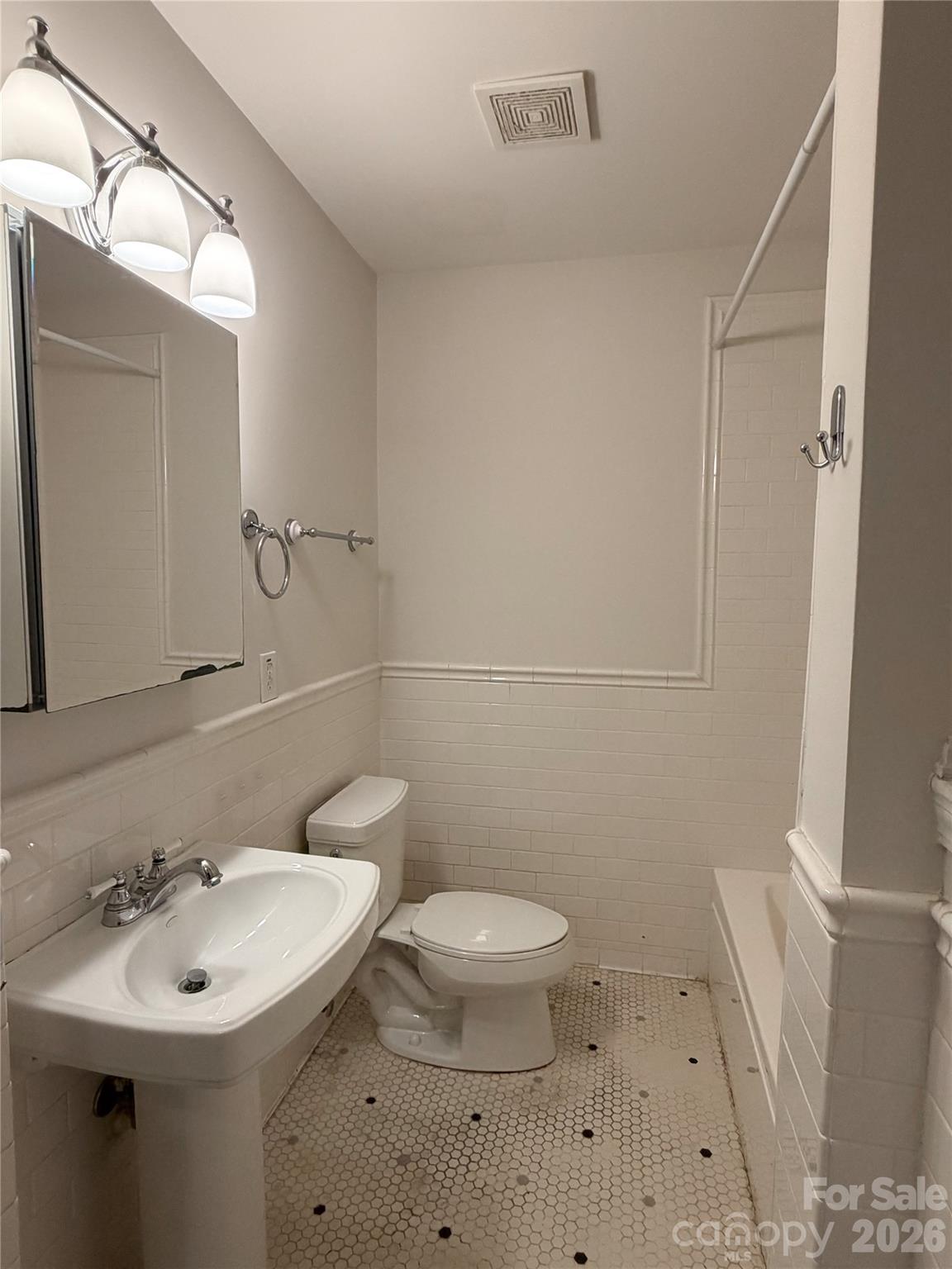 7109 Ramsgate Road Charlotte, NC 28270 - Photo 30 of 43 Gallery Image 30