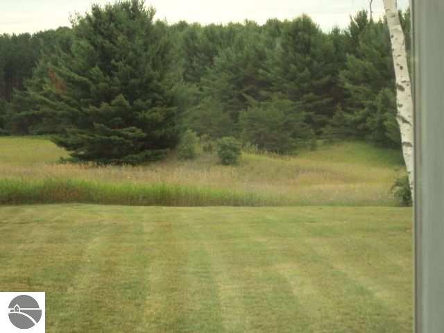 8135 Hency Road Kingsley, MI 49649 - Photo 19 of 23 1737895-18.JPG
