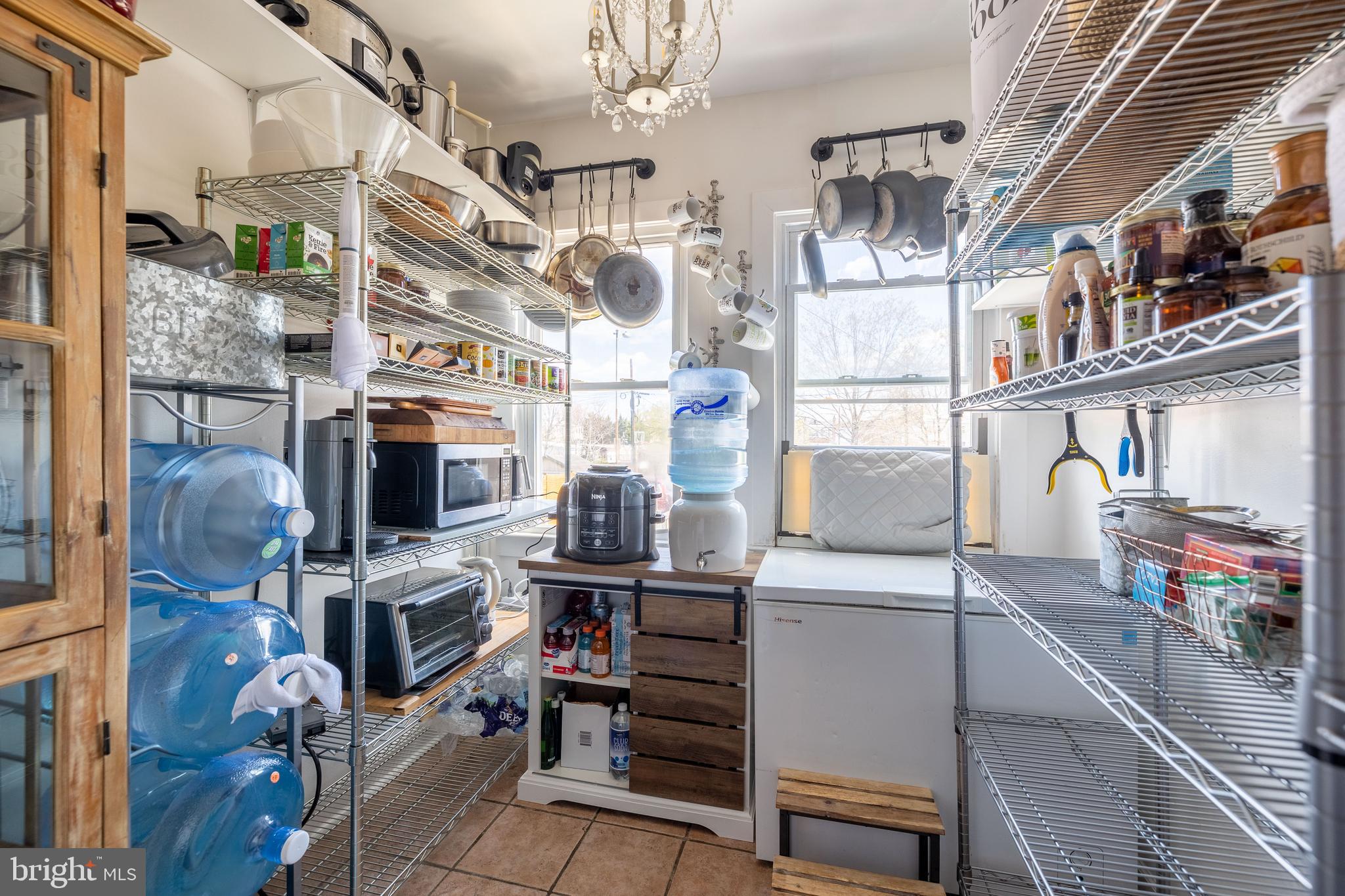 422 17th Street Southeast Washington, DC 20003 - Photo 14 of 59 HUGE Butler's Pantry off of Kitchen