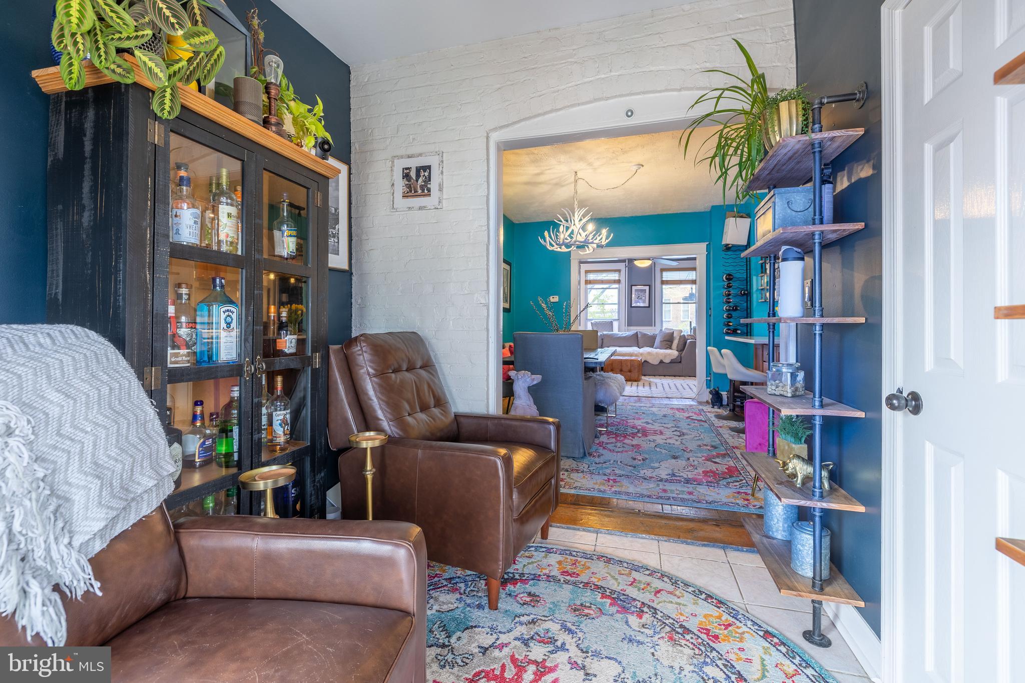 422 17th Street Southeast Washington, DC 20003 - Photo 16 of 59 Sunroom to Sip Cocktails